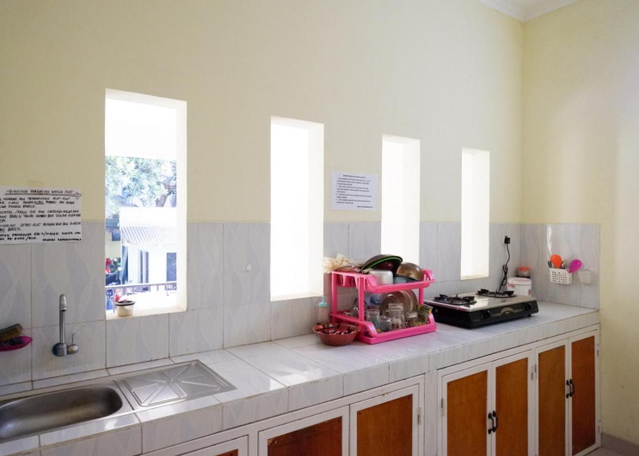 Hotel Koolkost Syariah Near Transmart Banyumanik Semarang Srondolwetan Zewnętrze zdjęcie